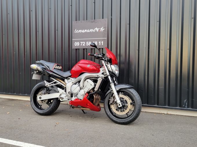 YAMAHA FZ6 (98CV) 4