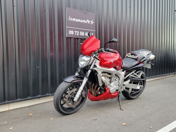 YAMAHA FZ6 (98CV) 4