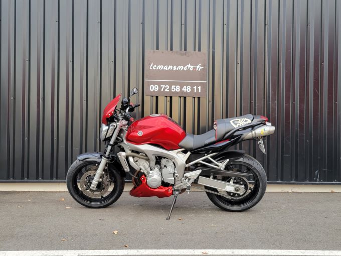 YAMAHA FZ6 (98CV) 4