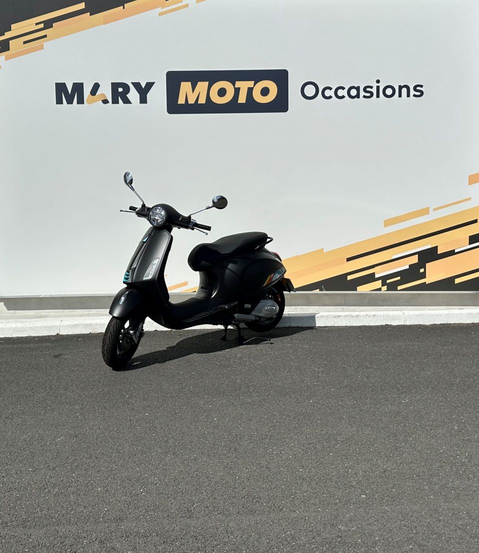 VESPA PRIMAVERA 125 4