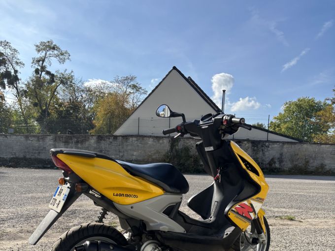 YAMAHA AEROX 50 4