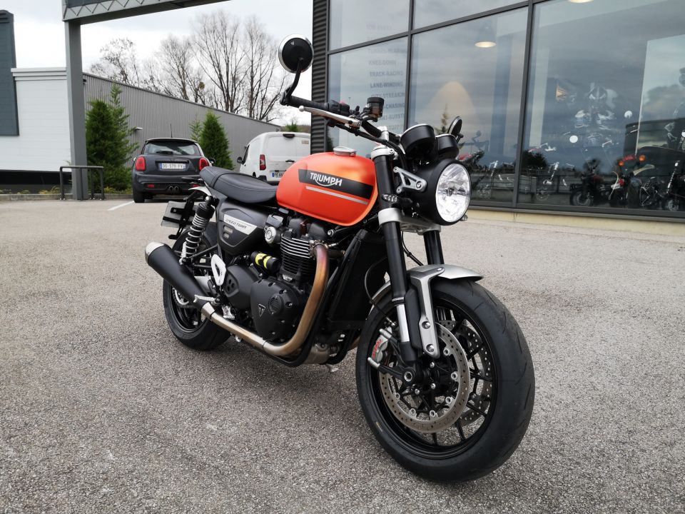 TRIUMPH SPEED TWIN 1200 4