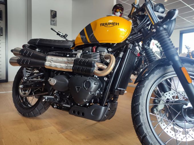 TRIUMPH SCRAMBLER 900 4