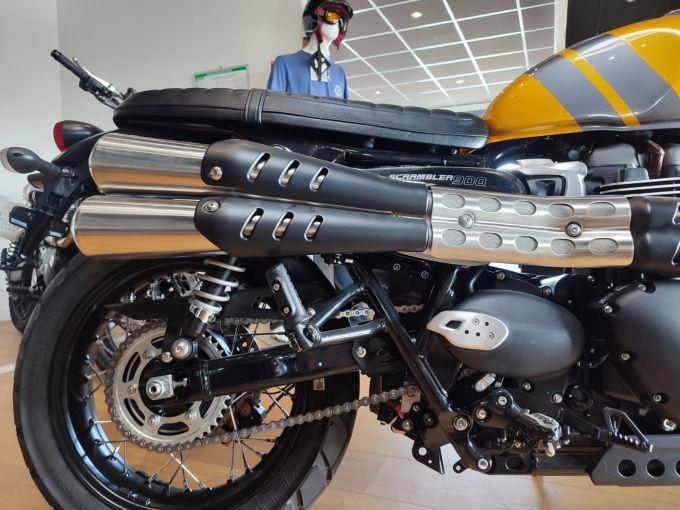 TRIUMPH SCRAMBLER 900 4