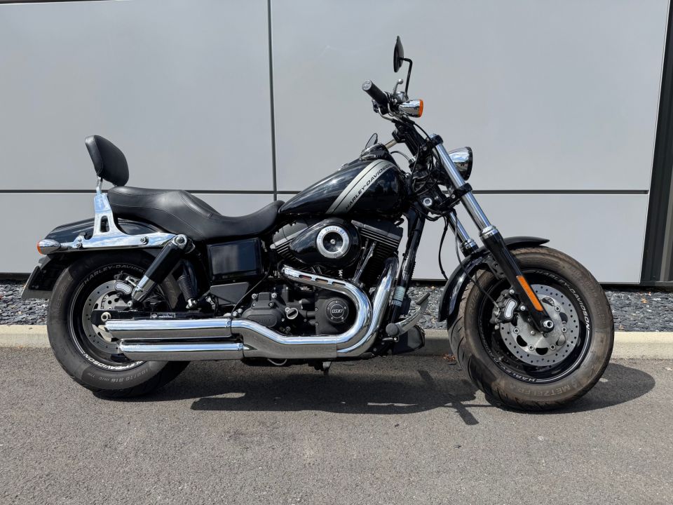 HARLEY-DAVIDSON DYNA FAT BOB 1690 4