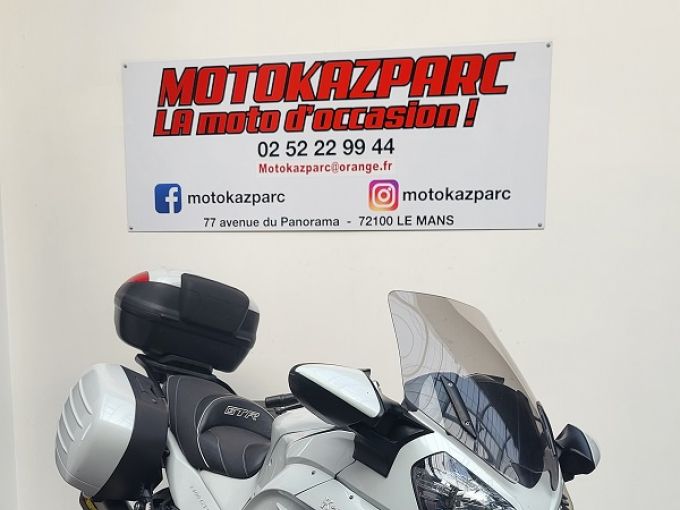 KAWASAKI GTR 1400 4
