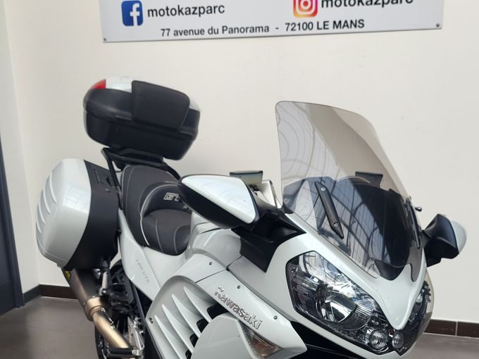 KAWASAKI GTR 1400 4