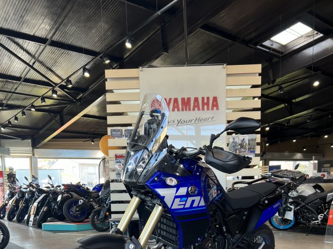 YAMAHA XTZ TENERE 700 4