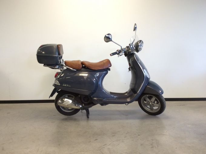 VESPA LXV 125 4