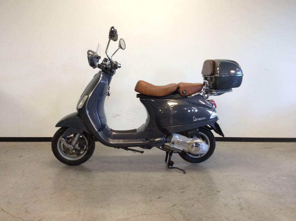 VESPA LXV 125 4