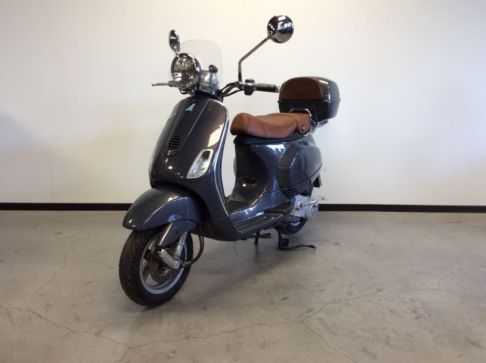 VESPA LXV 125 4