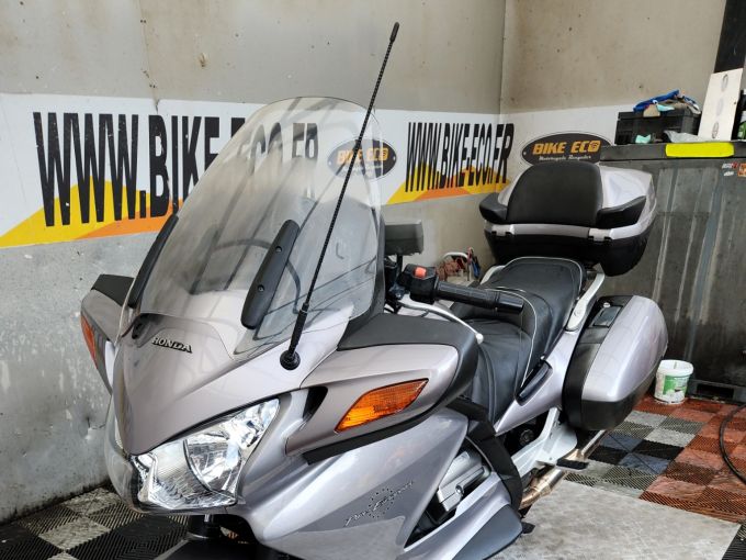 HONDA ST 1300 PAN EUROPEAN 4