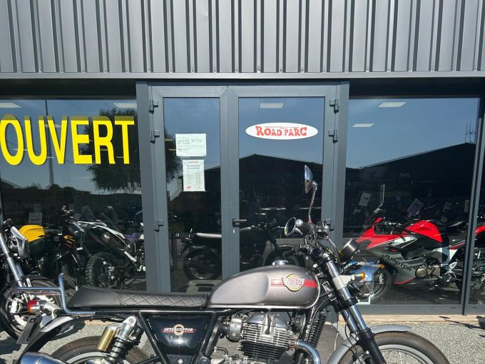 ROYAL ENFIELD INTERCEPTOR 4