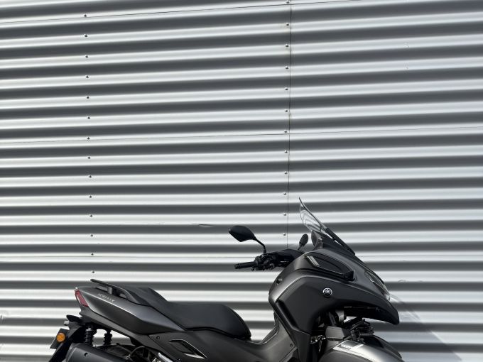 YAMAHA TRICITY 300 4