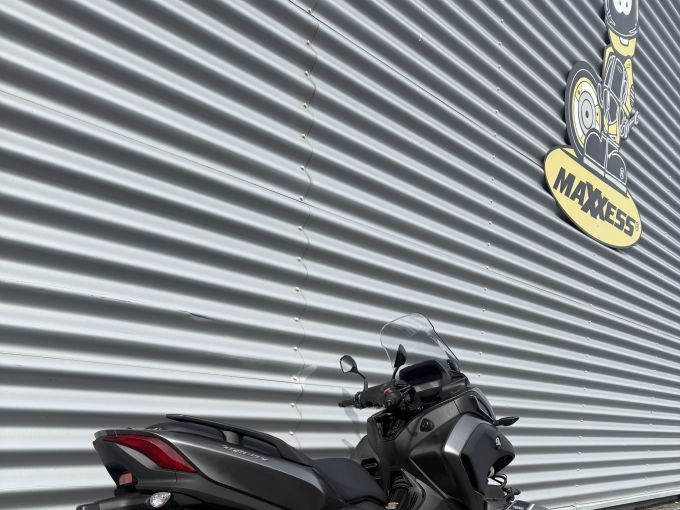 YAMAHA TRICITY 300 4