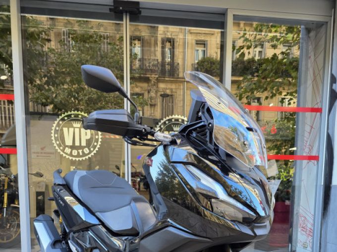 HONDA ADV 350 4