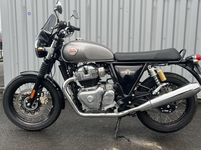 ROYAL ENFIELD INTERCEPTOR 4