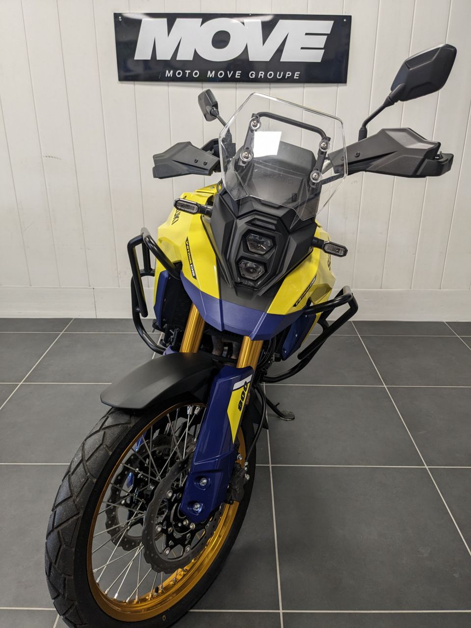 SUZUKI DL V-STROM 800DE 4