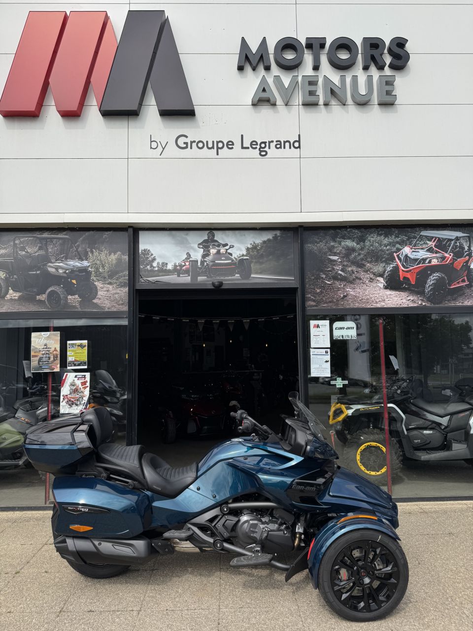 CAN-AM SPYDER F3-T LIM 4