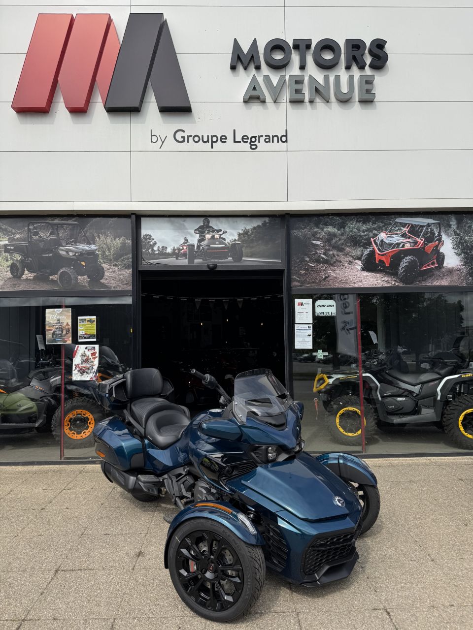 CAN-AM SPYDER F3-T LIM 4
