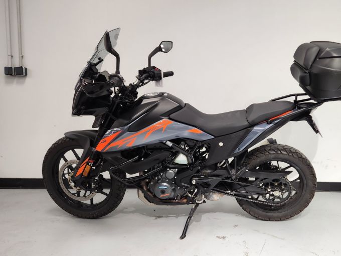 KTM 390 DUKE 4