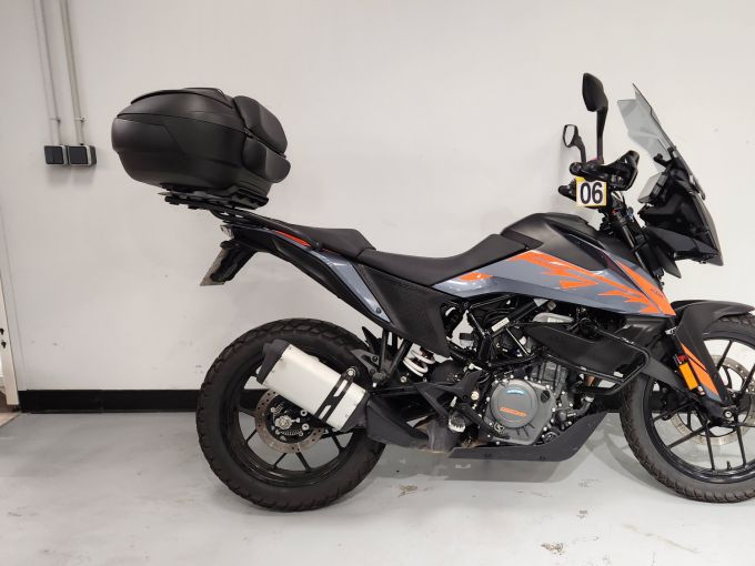 KTM 390 DUKE 4