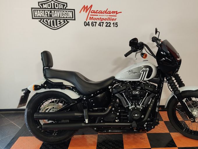 HARLEY-DAVIDSON SOFTAIL STREET BOB 1868 4