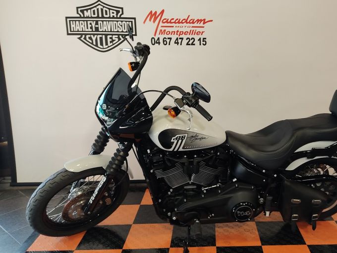 HARLEY-DAVIDSON SOFTAIL STREET BOB 1868 4