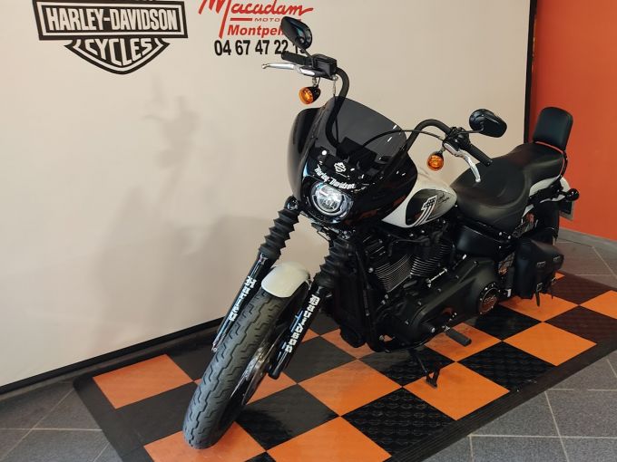 HARLEY-DAVIDSON SOFTAIL STREET BOB 1868 4