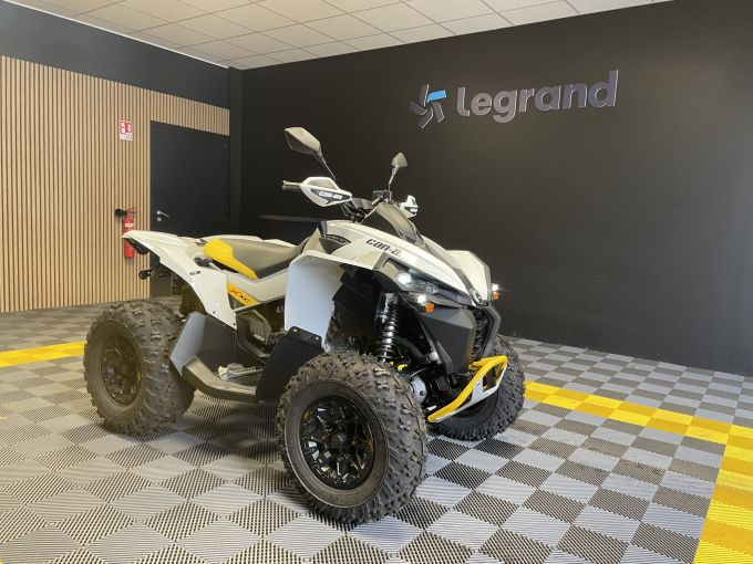 CAN-AM RENEGADE 4