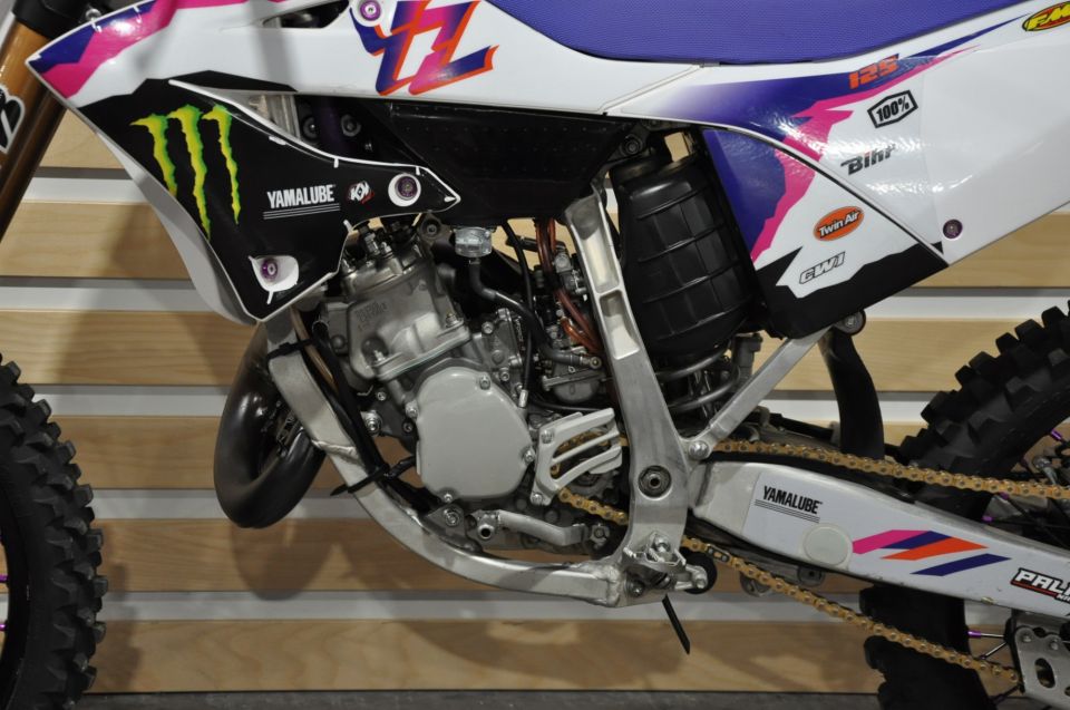 YAMAHA YZ 125 4