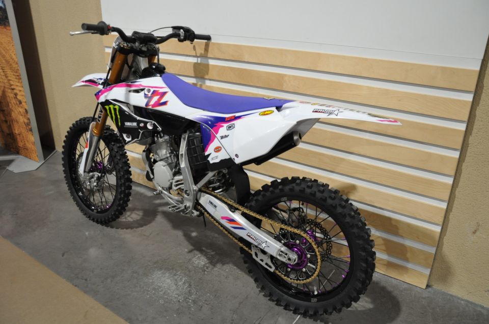 YAMAHA YZ 125 4