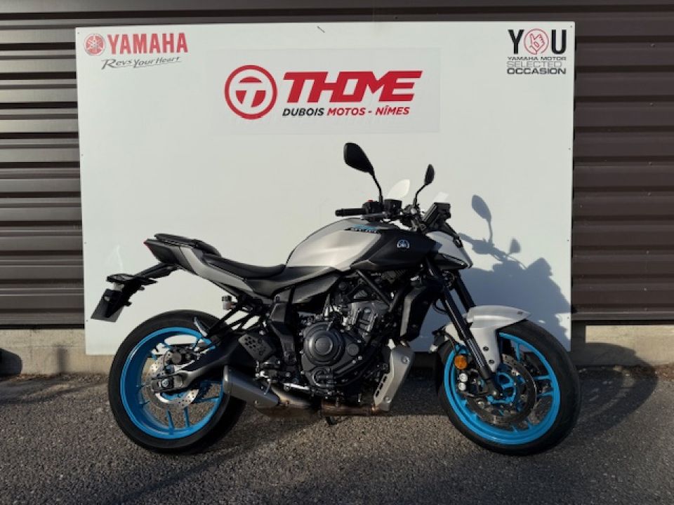 YAMAHA MT-07 (47.5CV) 4