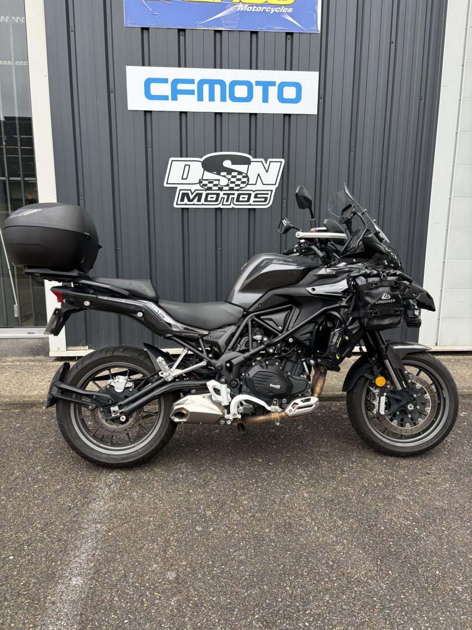 BENELLI TRK 502 4