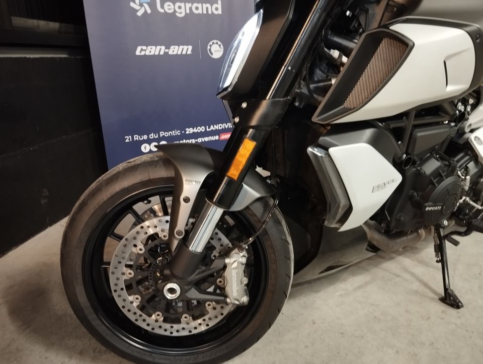 DUCATI Diavel 1260 Lamborghini 4