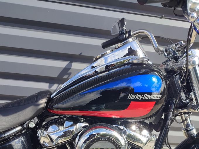 HARLEY-DAVIDSON SOFTAIL LOW RIDER 1745 4