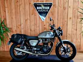 TRIUMPH STREET TWIN  900 - 2023