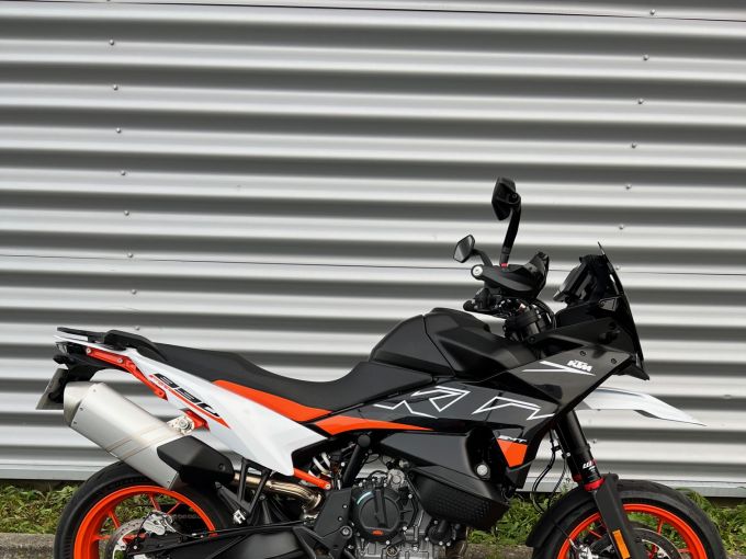 KTM 890 SMT 4