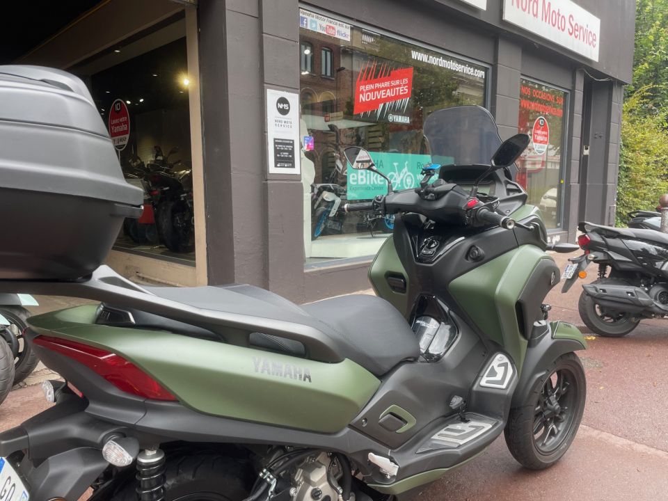 YAMAHA TRICITY 300 4