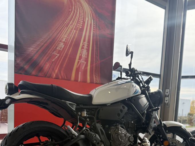 YAMAHA XSR 700 35KW 4