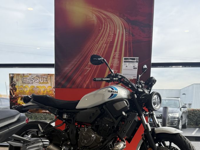 YAMAHA XSR 700 35KW 4