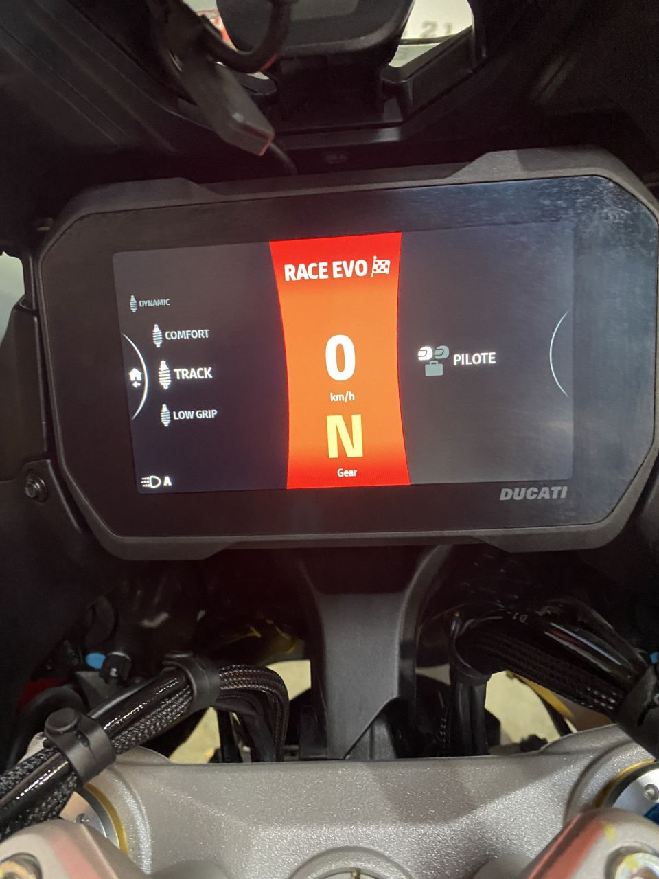 DUCATI DUCATI MULTISTRADA PIKES PEAK 2025 FULL OPTIONS 4