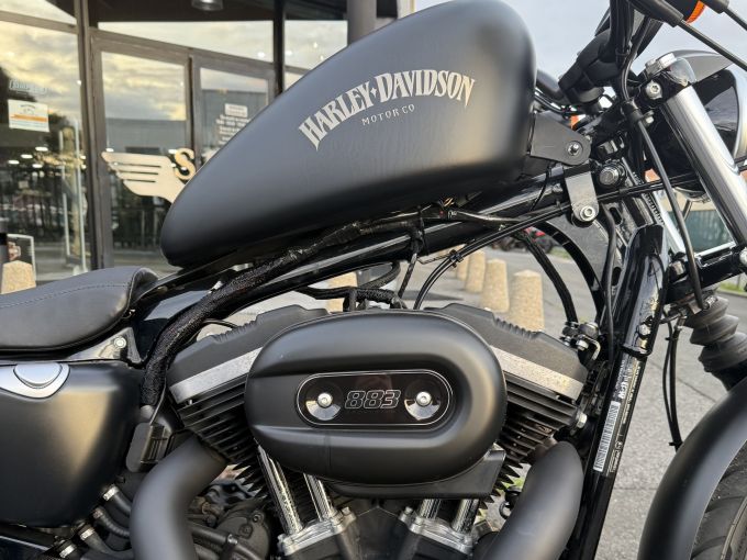 HARLEY-DAVIDSON SPORTSTER IRON 883 N  4