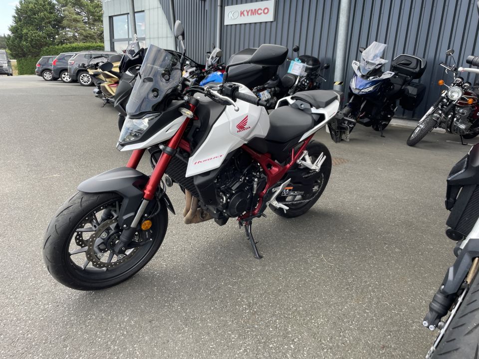 HONDA CB 750 HORNET 4