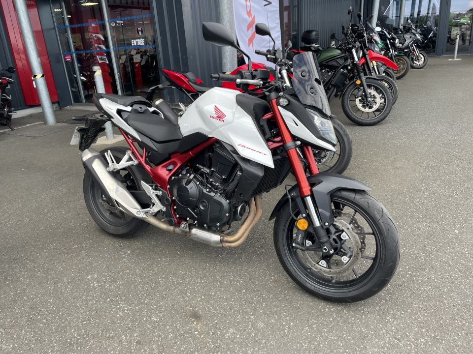 HONDA CB 750 HORNET 4