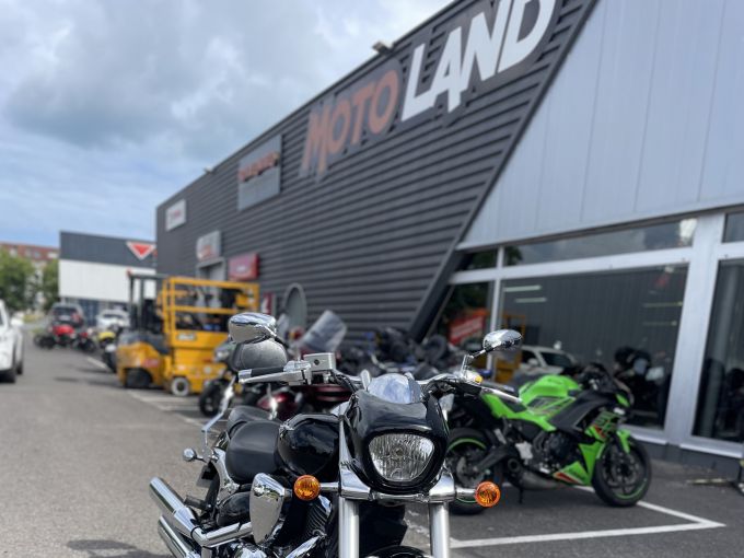SUZUKI INTRUDER 800 4