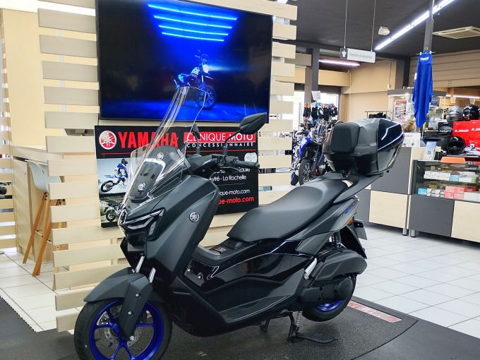 YAMAHA NMAX 125 4