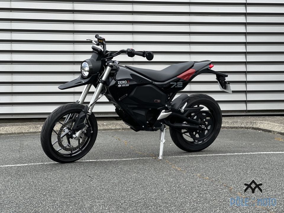 ZERO MOTORCYCLES FXE 7.2 4
