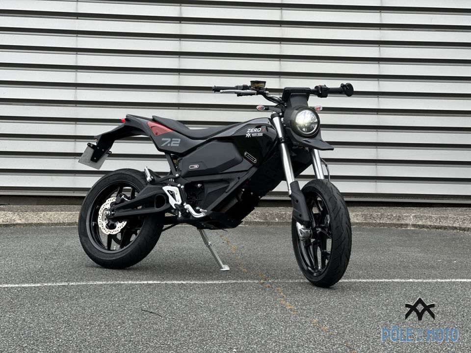ZERO MOTORCYCLES FXE 7.2 4