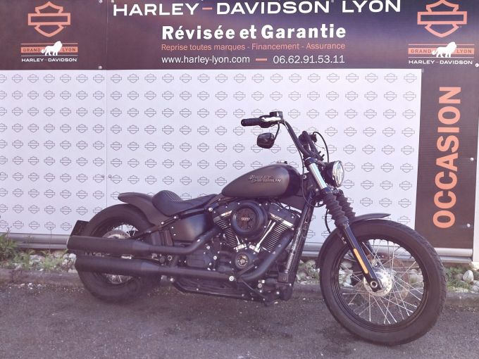 HARLEY-DAVIDSON SOFTAIL STREET BOB 1745 4